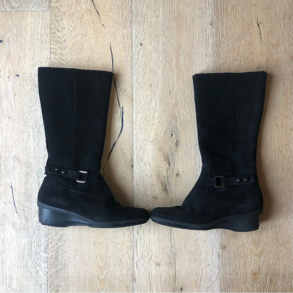 Aquatilia black suede shearling real fur lining boots size 7.5